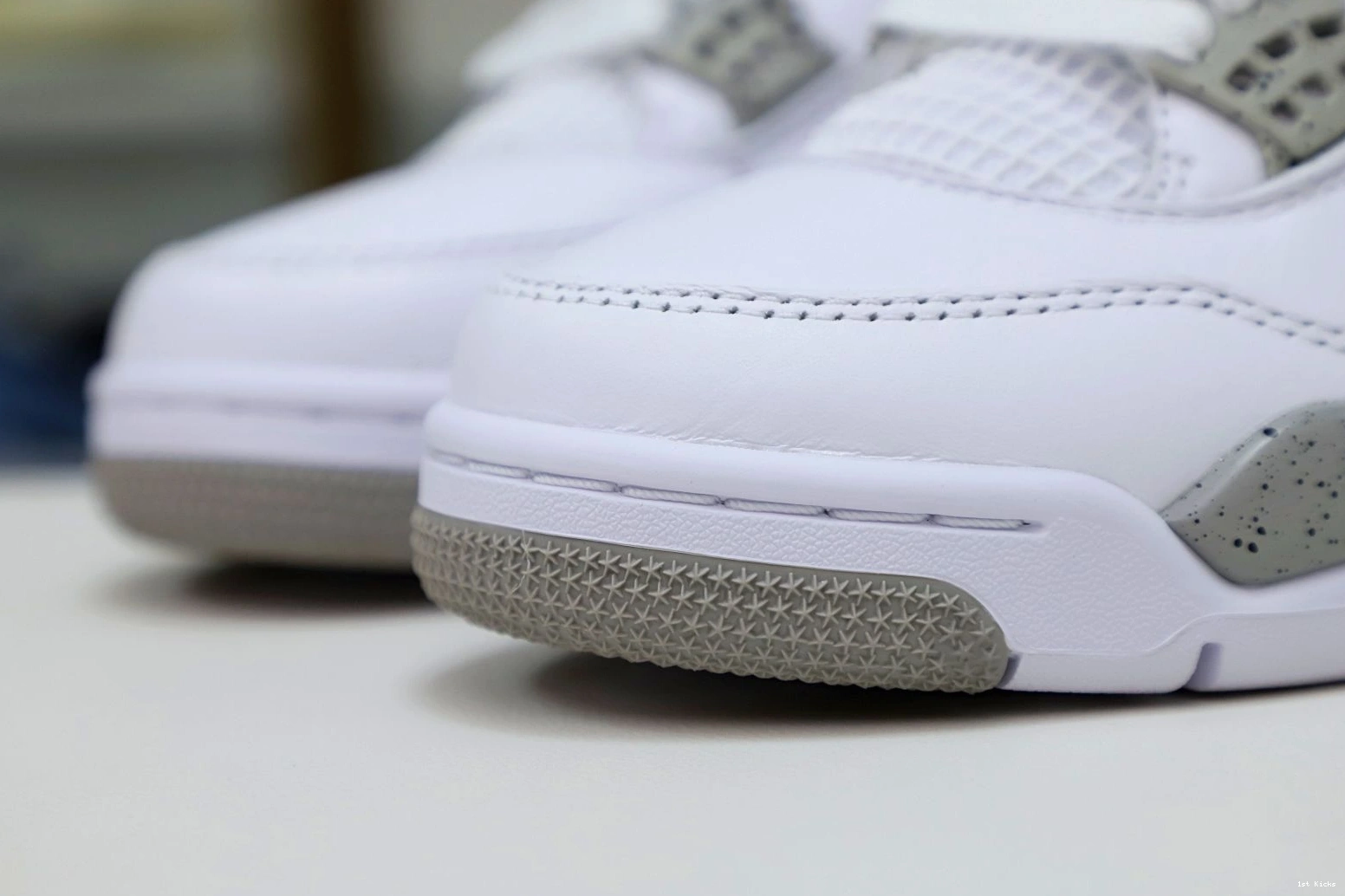 1st Kicks Shoes 'WHITE AIR 4 OREO' JORDAN RETRO 2021 Kimikick TopPick 1119